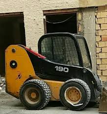 لودر مینی jcb ساختار مقاوم و قابل اعتماد برای استفاده طولانی مدت