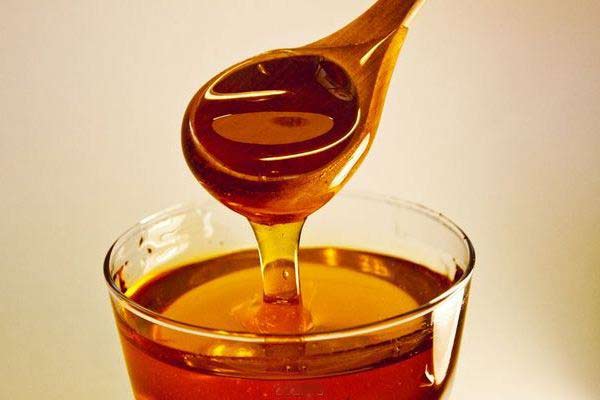 عسل چهل گیاه ویژه برای خانواده‌ ها و کودکان