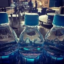 تصویر 4 از آب معدنی عقیق حاوی املاح مفید و بسته‌ بندی مدرن