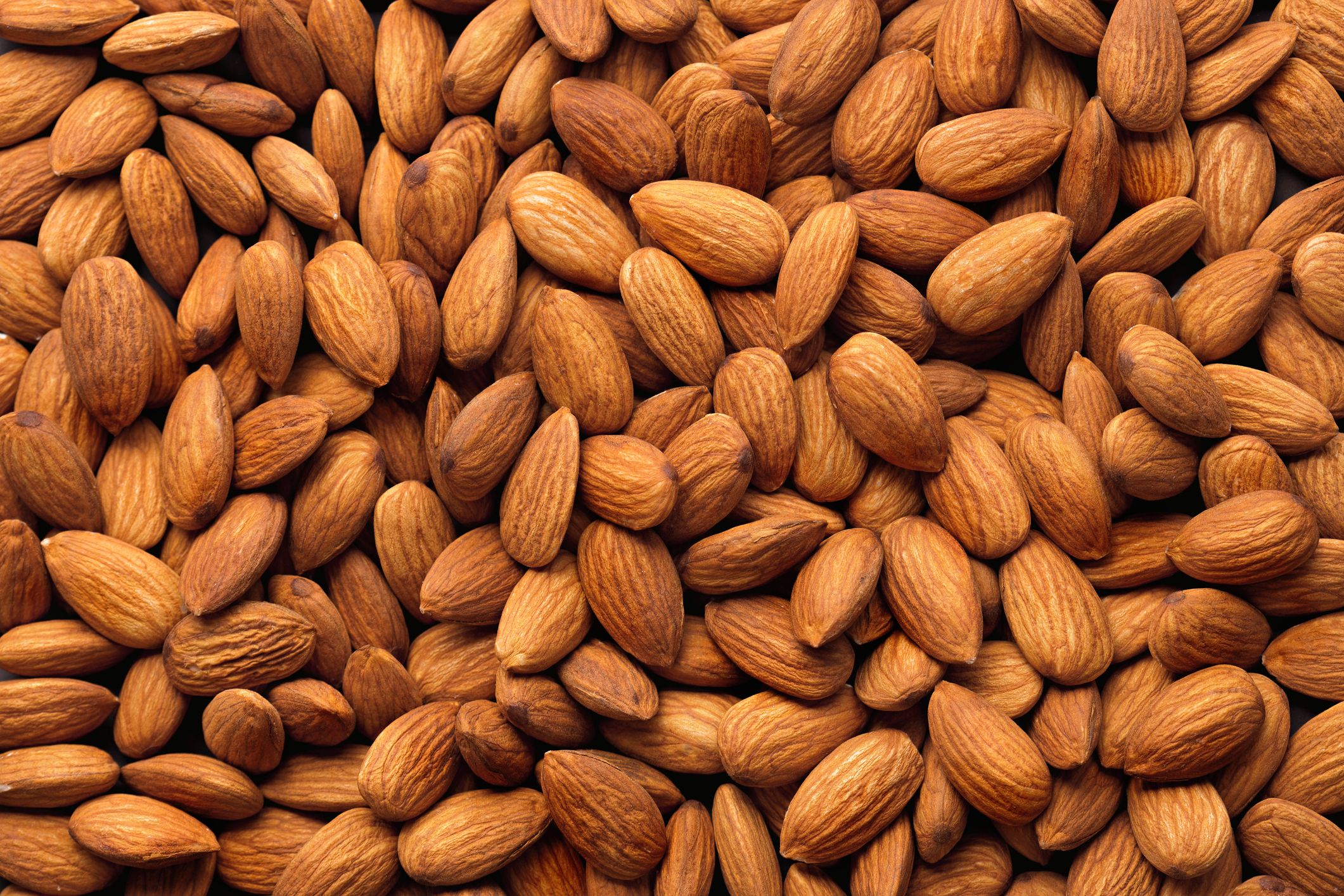 تصویر 5 از بادام درختی لعابی درجه یک مناسب آجیل و تنقلات