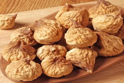 تصویر 1 از انجیر خشک جلفا از باغ‌ های سنتی مناطق شمال غربی