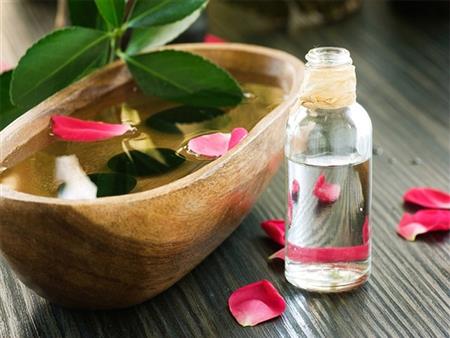 تصویر 1 از گلاب شمیم با عطر دلنشین گل های تازه