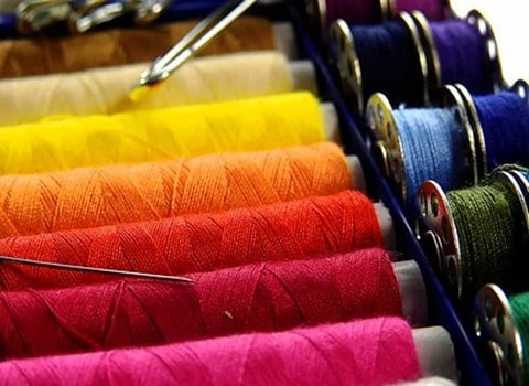 تصویر 3 از نخ پلی استر ویسکوز مناسب دوخت های ظریف و درخشنده