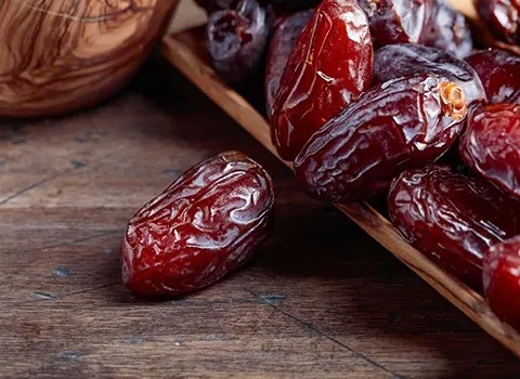 تصویر 1 از خرما کبکاب جنوب با بافت لطیف و طعم شیرین طبیعی