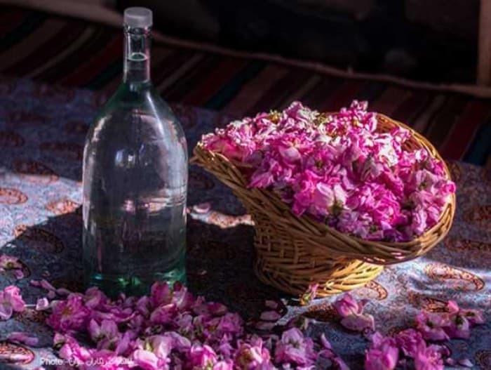 تصویر 1 از گلاب سمیه مرغوب مناسب مصرف