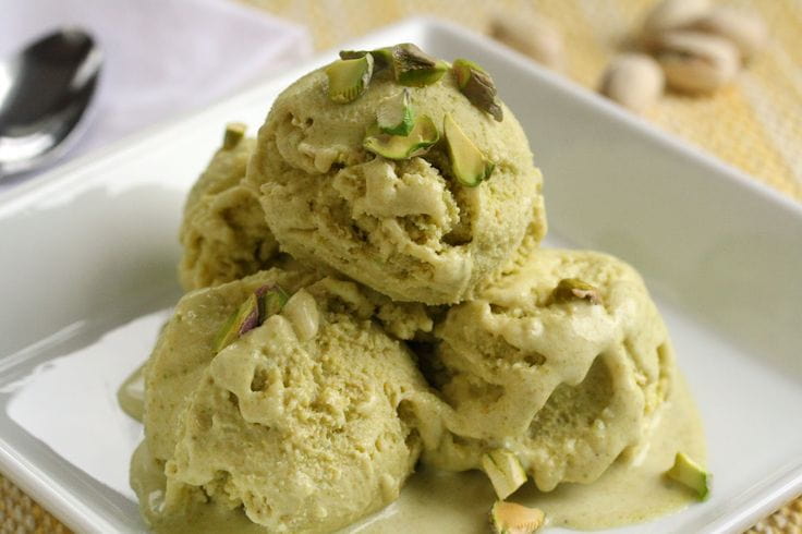 بستنی دومینو