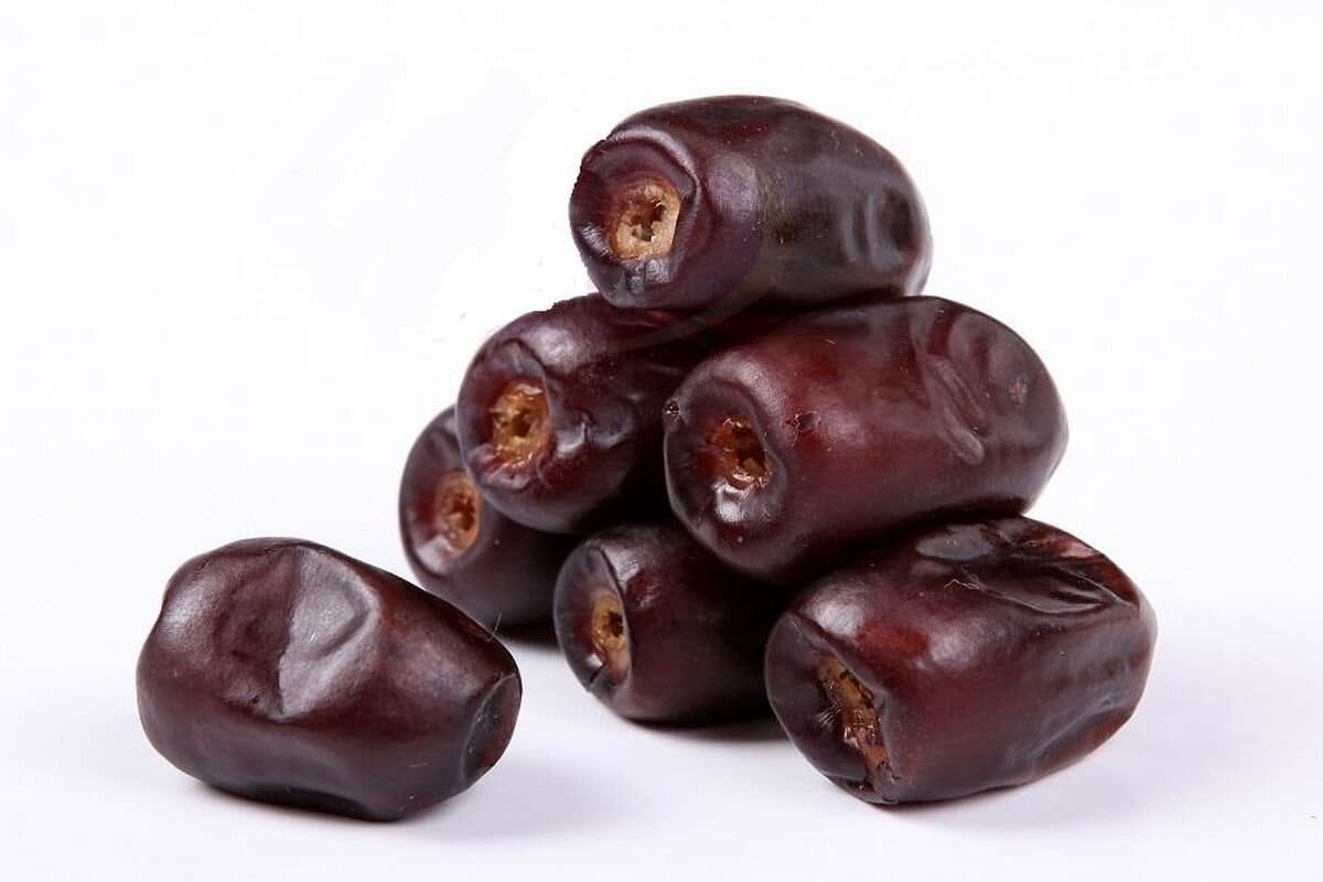 تصویر 4 از خرما مضافتی شیره دار طعمی شیرین و ناب