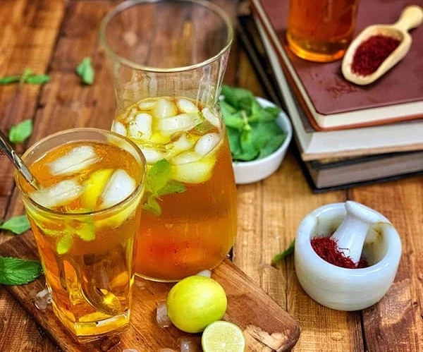 تصویر 3 از شربت زعفران نادر مخصوص مهمانی با طعم بی نظیر و ترکیبات طبیعی