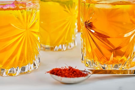 شربت زعفران کشاورز با استاندارد بالا مناسب فروش در فروشگاه های لوکس