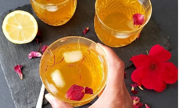 تصویر 3 از شربت زعفران گل بهشت با غلظت بالا و رنگ شفاف مناسب جشن ها