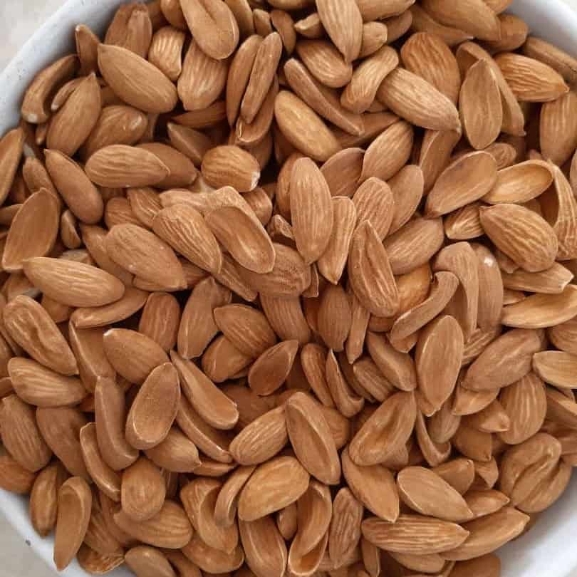 بادام مامایی اعلا خوش‌ طعم و مقوی
