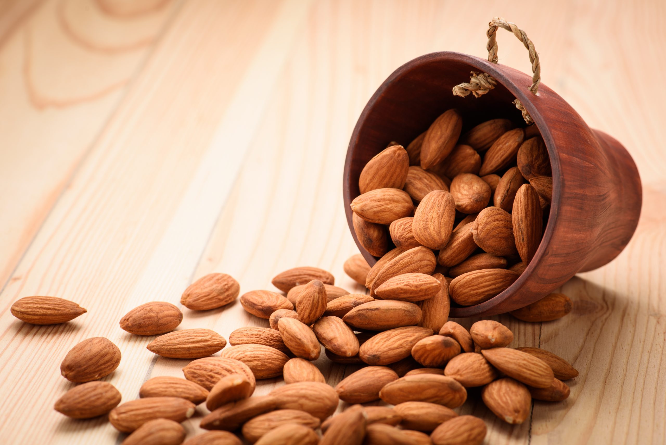 بادام درختی شیرین مناسب استفاده در رژیم های غذایی سالم