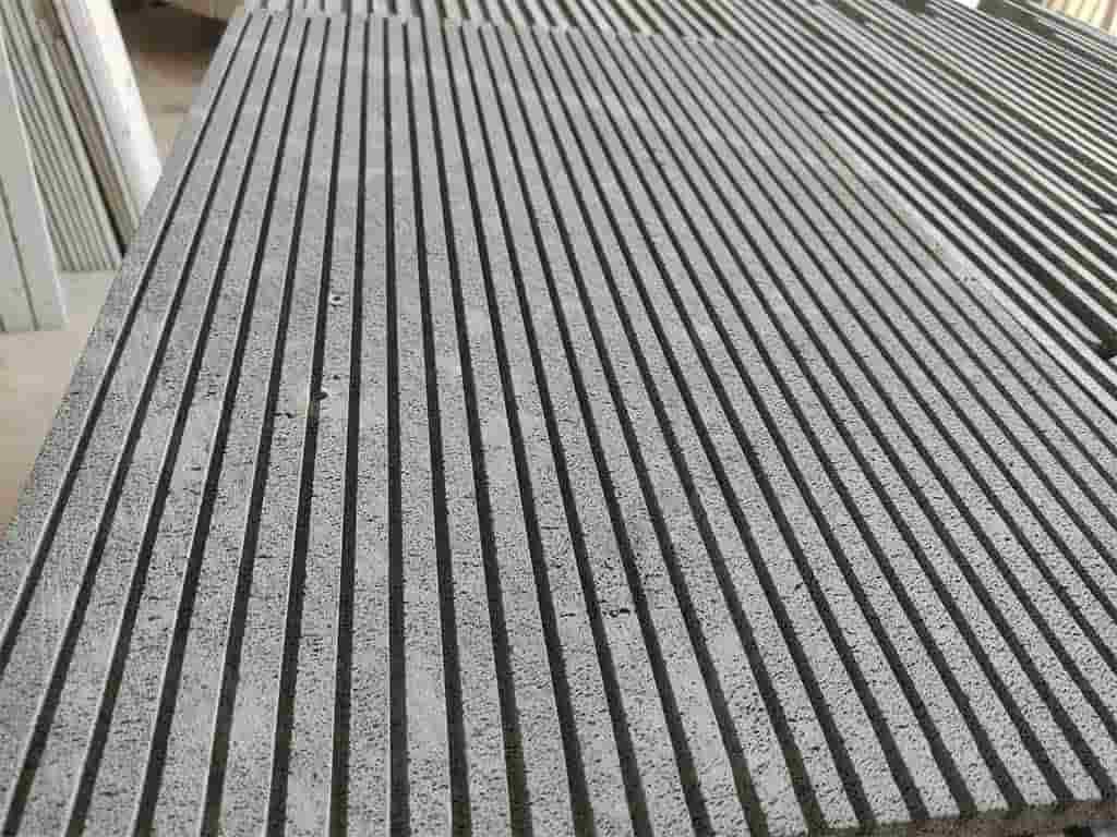 تصویر 1 از سنگ تراورتن بوش همر مناسب فضا های پر رفت‌ و آمد