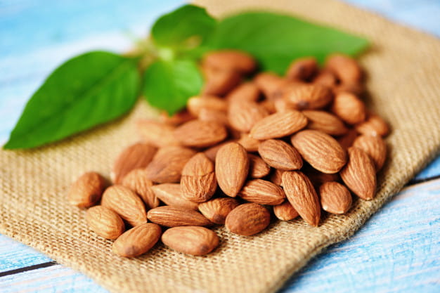 تصویر 3 از بادام درختی صادراتی با ارزش غذایی عالی