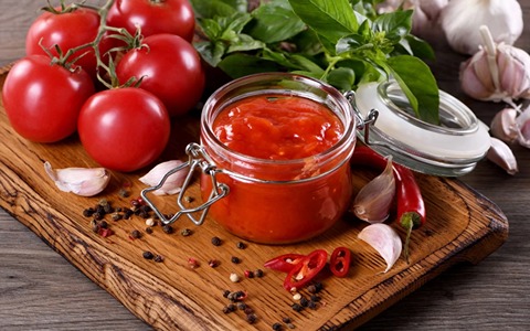 رب گوجه فرنگی هاربین با ماندگاری بالا و بسته‌ بندی استاندارد
