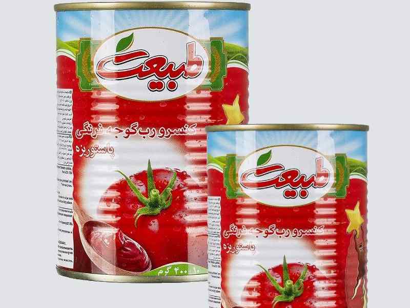 رب گوجه‌ فرنگی طبیعت تازه پخت با رنگ قرمز یکدست