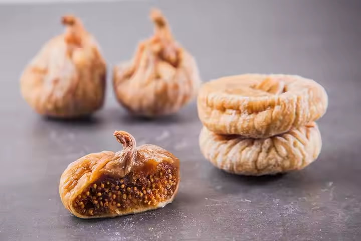 تصویر 1 از انجیر خشک ایرانی با ظاهر جذاب و تجربه ای خوشایند