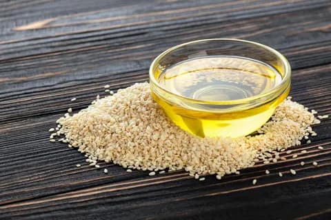 تصویر 4 از روغن کنجد خالص ارگانیک زرآوه انتخابی سالم با ارزش غذایی بالا
