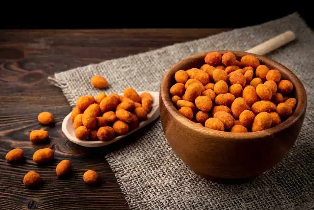 تصویر 4 از بادام زمینی روکشدار کیلویی با طعم ویژه و ترد