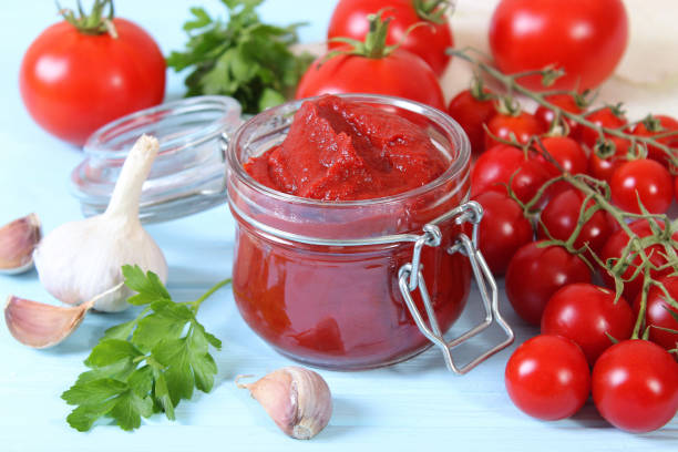 تصویر 2 از رب گوجه‌ قوطی در بسته بندی های ۲۰۰ گرم تا ۸۰۰ گرم استاندارد