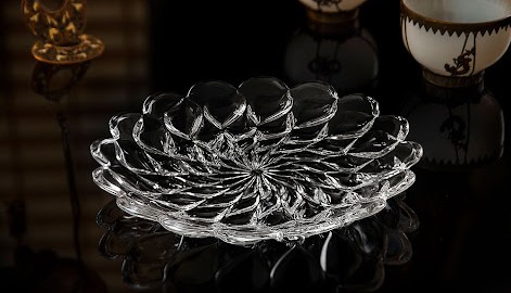 پیش دستی شیرینی خوری بلور با لبه های صاف و ظریف
