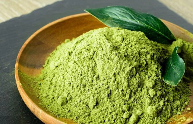 حنا لاکی خالص دستچین‌ شده با کیفیت بالا و رنگ طبیعی