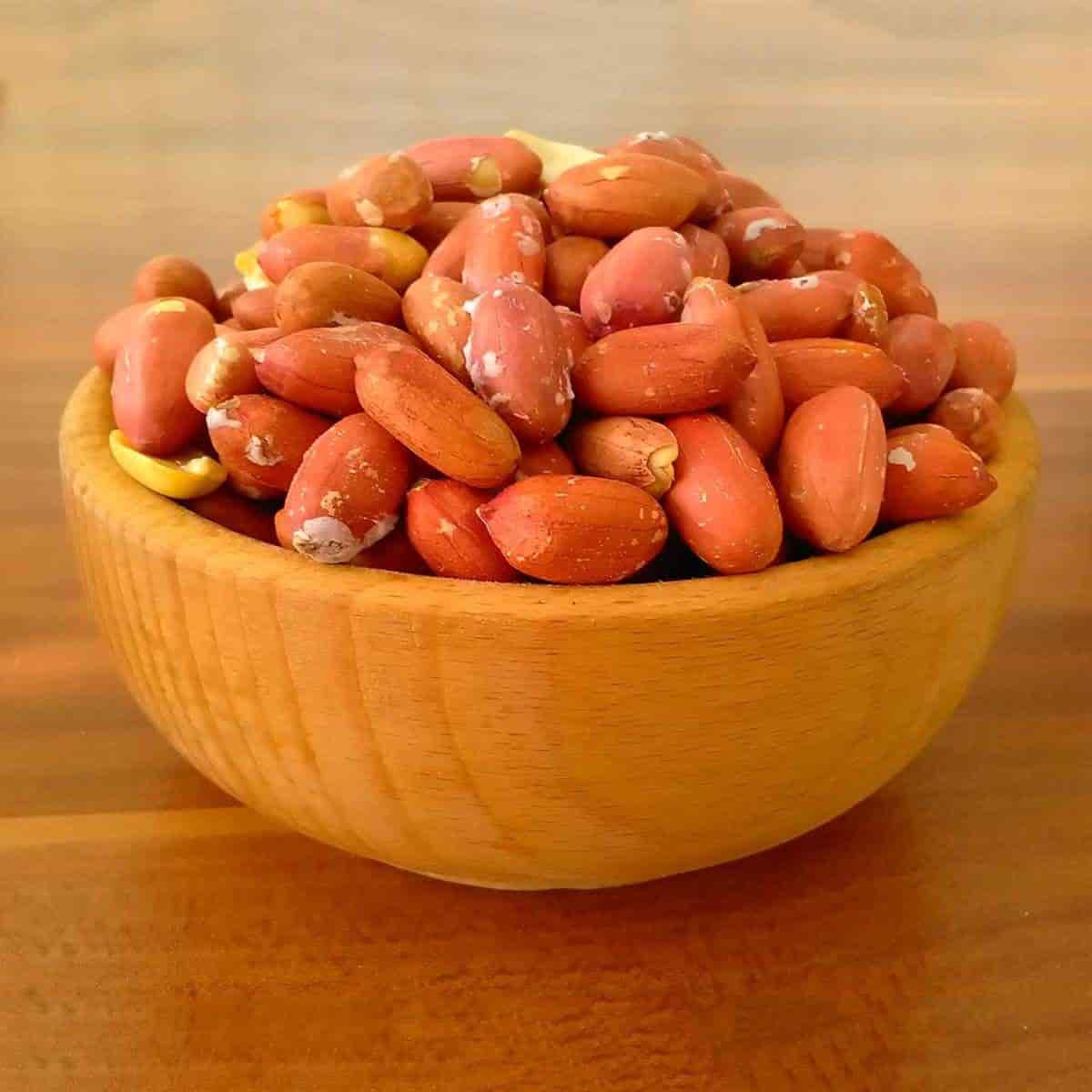 بادام زمینی شور سالم و بهداشتی بسته‌ بندی‌ شده