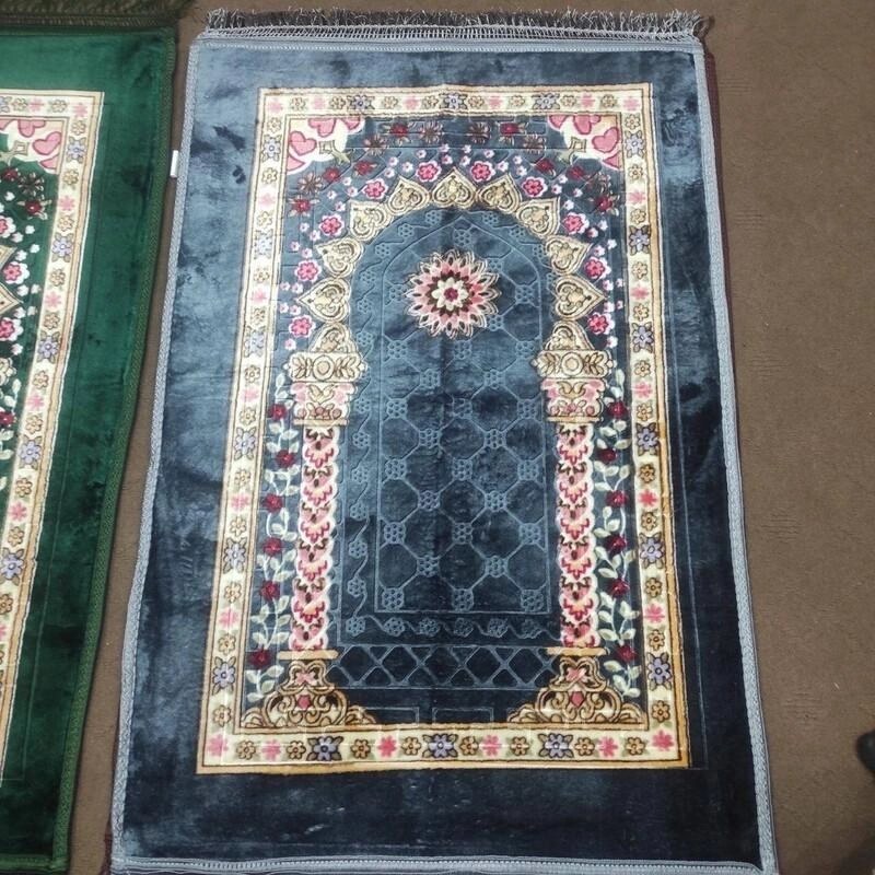 تصویر 2 از سجاده ضخیم نرم با سطح مخملی