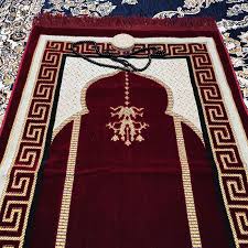 تصویر 1 از سجاده مخملی طرح سنتی مناسب هدیه