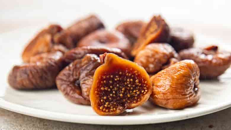 تصویر 2 از انجیر خشک سیاه با ساختار متراکم دیرچین