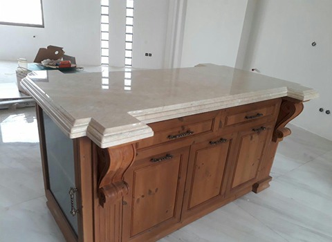 تصویر 2 از سنگ مرمریت کاپوچینو با پرداخت‌ ابریشمی ممتاز