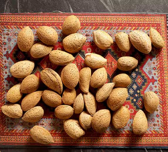 بادام درختی گلستان دربسته بندی لوکس ممتاز