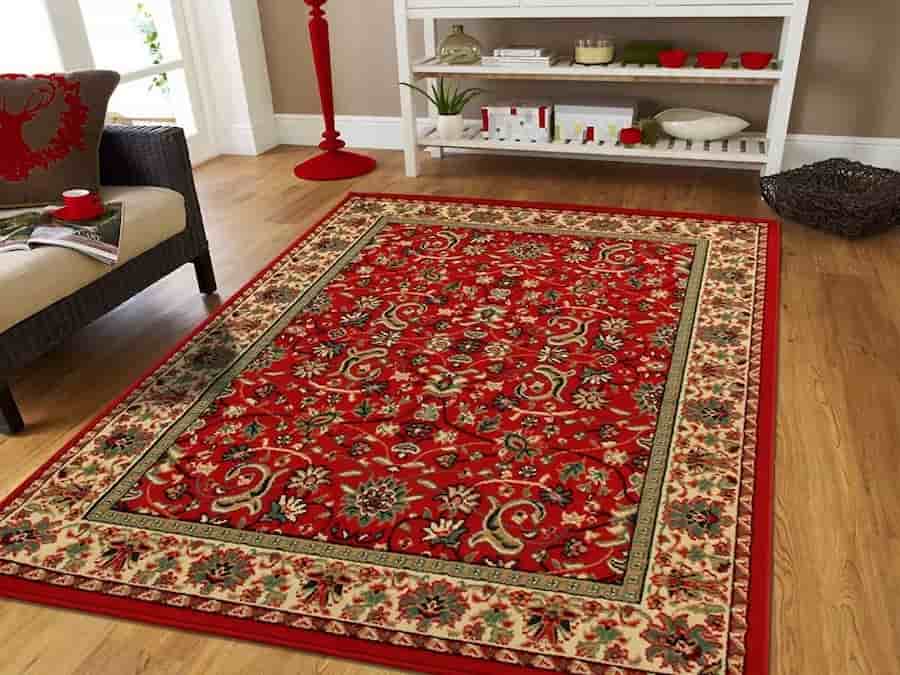 تصویر 2 از فرش ابریشمی ماشینی قرمز با طرح های کلاسیک ایرانی