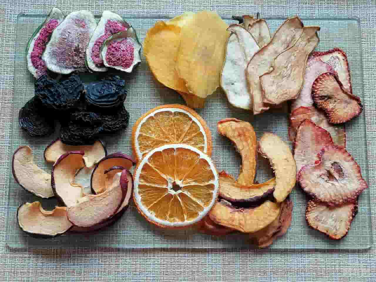 تصویر 1 از میوه خشک سیب فرآوری با حفظ طعم طبیعی