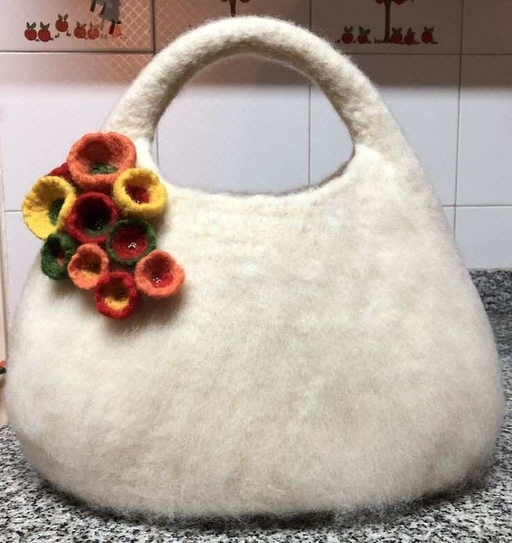 کیف نمدی تولید خانگی با کیفیت بالا مناسب برای استفاده روزانه