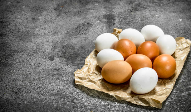 تصویر 2 از تخم مرغ محلی با طعم واقعی و تازگی بی نظیر