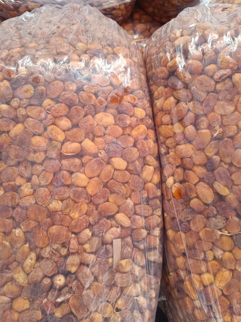 عرضه خرمای ضایعاتی صادراتی با کیفیت صنعتی