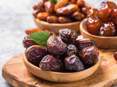 تصویر 1 از خرما کبکاب پاریو دستچین شده با یکنواختی سایز عالی