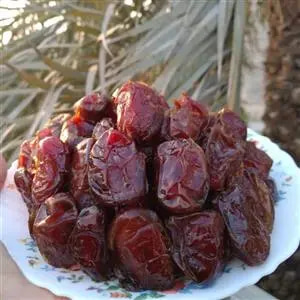 تصویر 4 از خرما کبکاب پیارم تازه فله با کیفیت تضمینی