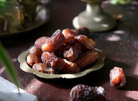 تصویر 3 از خرما پیارم سایز بزرگ مناسب مجالس