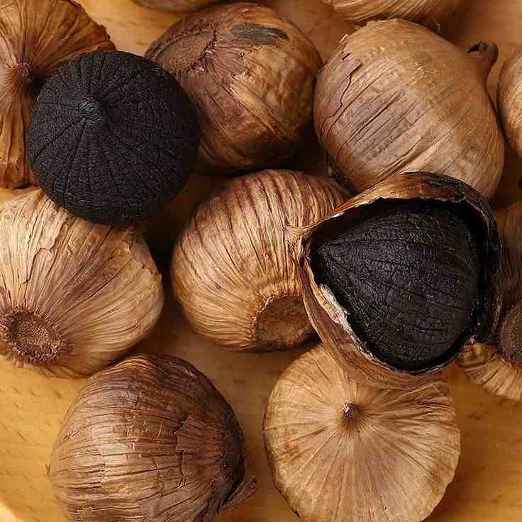 تصویر 1 از سیر سیاه فله با بسته بندی شیک و جذاب
