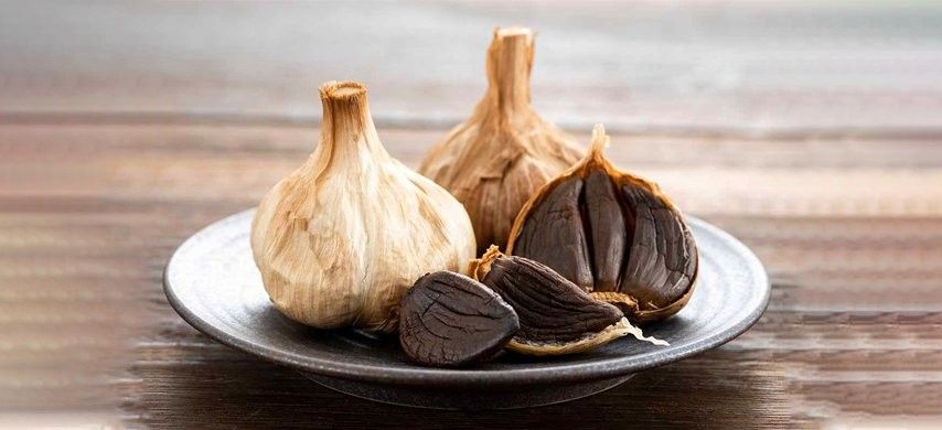 تصویر 4 از سیر سیاه تازه مانده ماندگاری بالا طعم شیرین