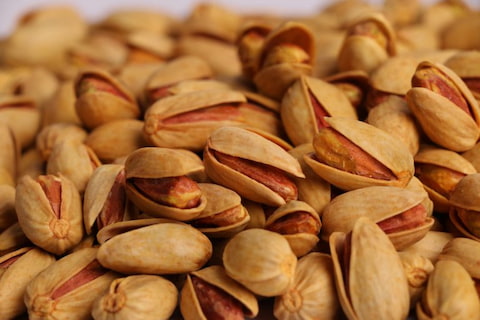 تصویر 4 از پسته اکبری درجه یک مناسب ترکیب آجیل لوکس