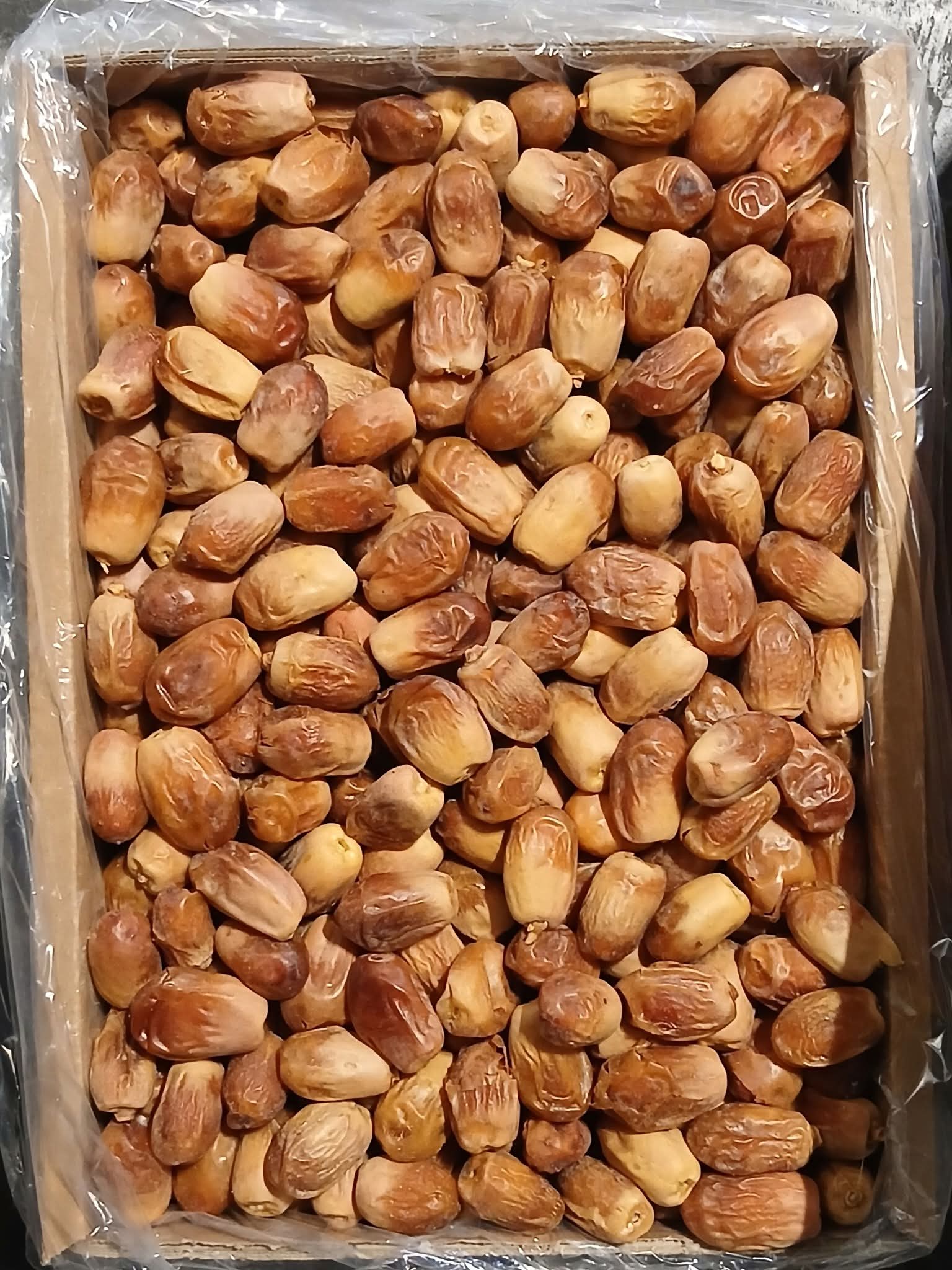 تصویر 3 از خرما زاهدی درجه یک خشک بهترین کیفیت داخلی صادراتی قیمت مناسب
