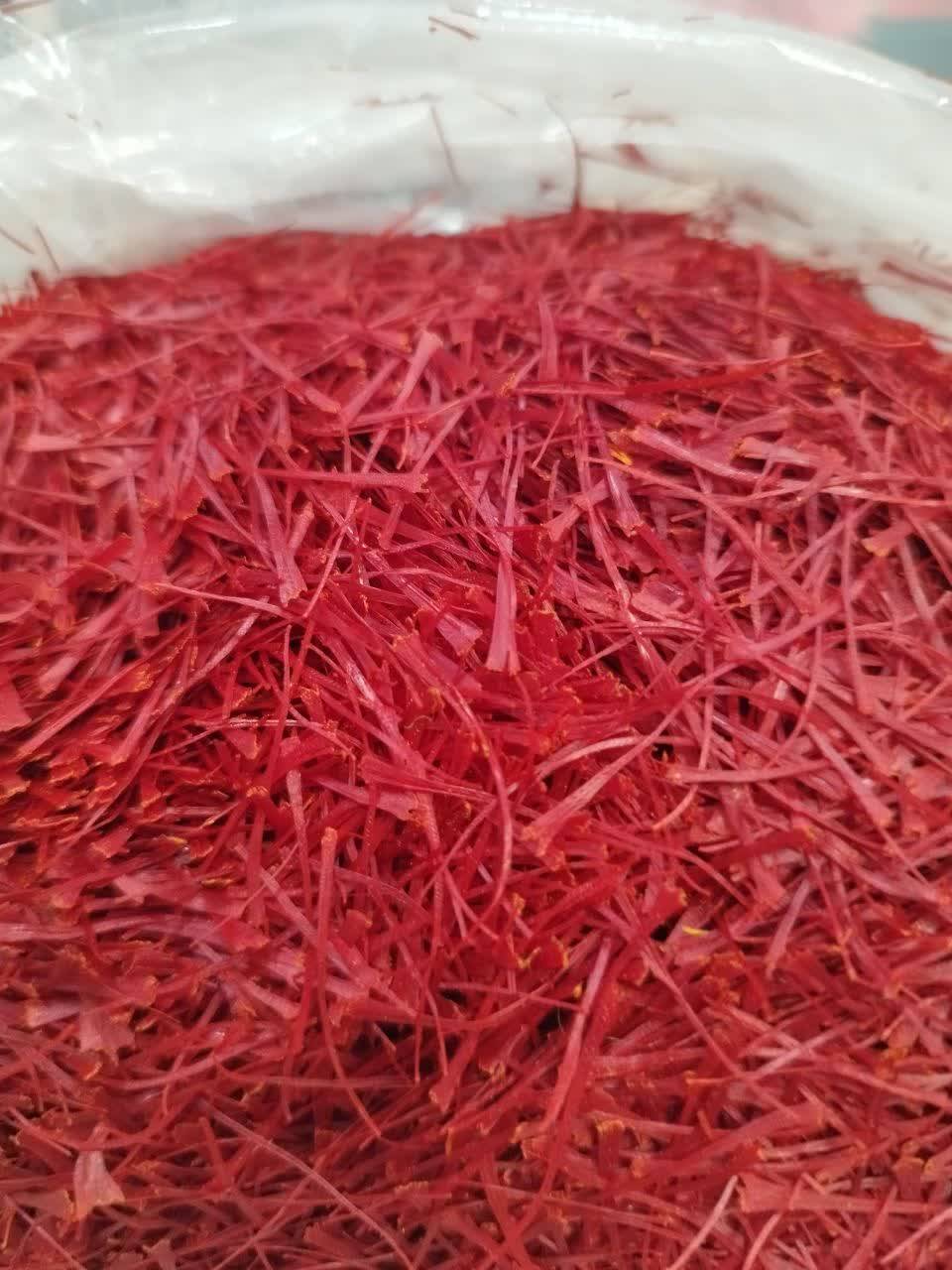 تصویر 1 از زعفران سوپر نگین اتویی تربت حیدریه