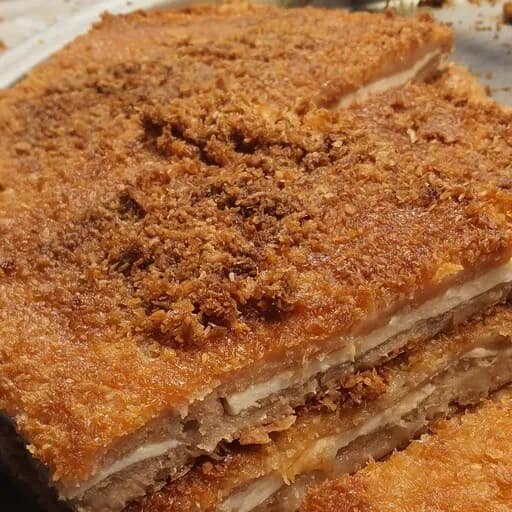 حلوا سنتی دهین شیرینی اصیل نجف با بافتی نرم و طعمی خاص
