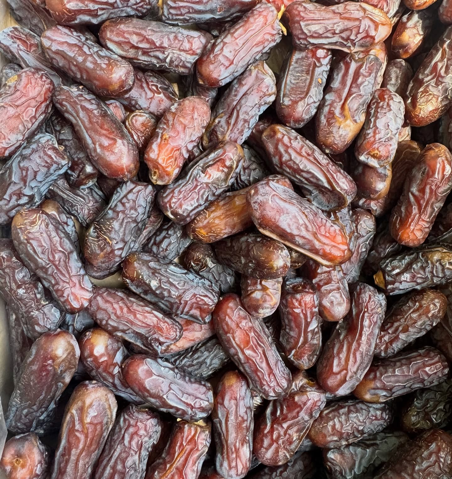 خرید خرما پیارم عمده کیفیت صادراتی