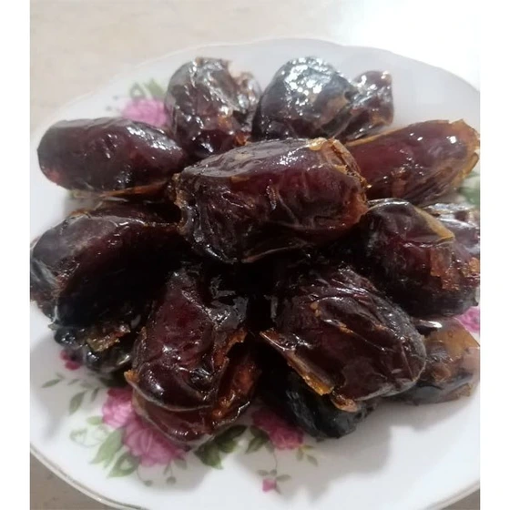 تصویر 1 از خرما کبکاب شیره دار با طعم بسیار شیرین و دلپذیر