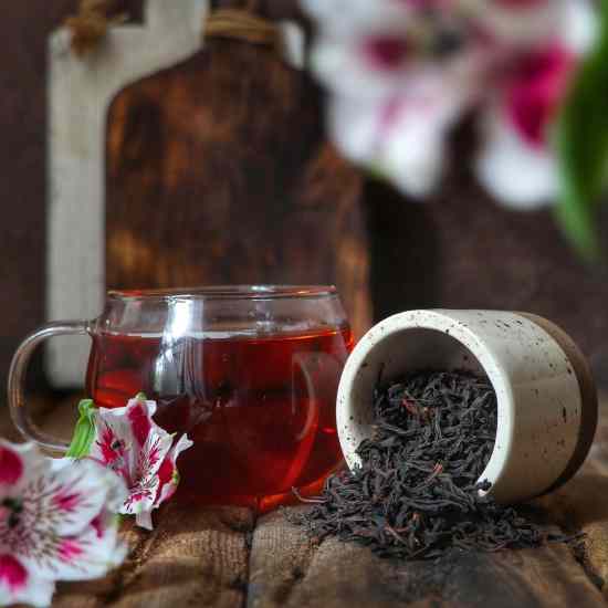 چای شکسته ممتاز ایرانی با عطر طبیعی
