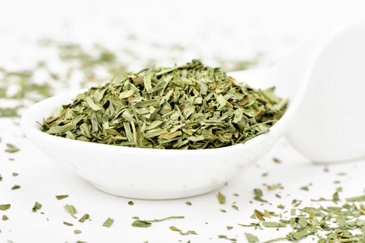 ترخون خشک عطری طعمی بی نظیر برای غذاها